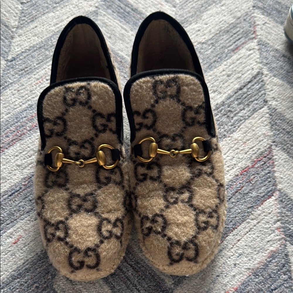 Gucci Beige Loafers with Gold Accents